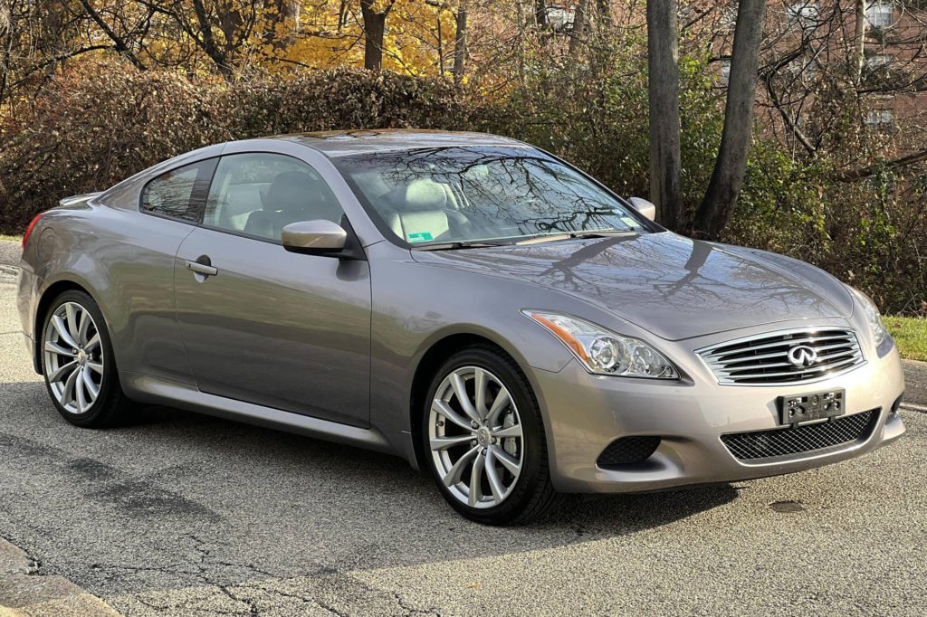 2008 Infiniti G37 Coupe (Exterior)