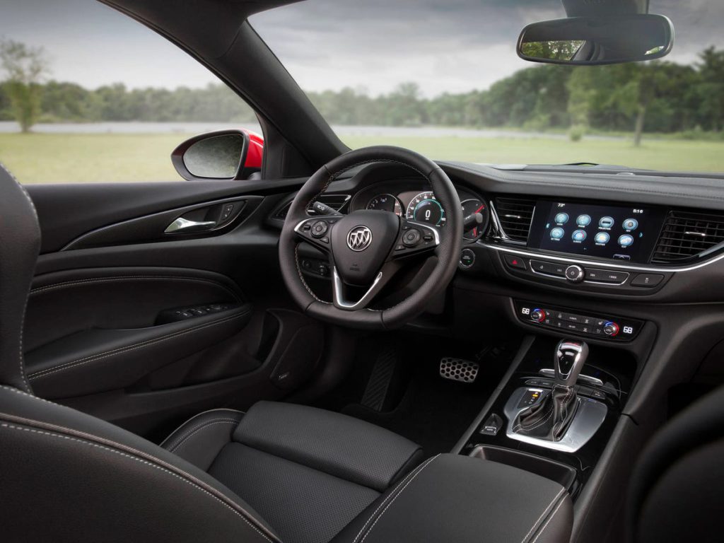 Buick Regal GS (Interior)