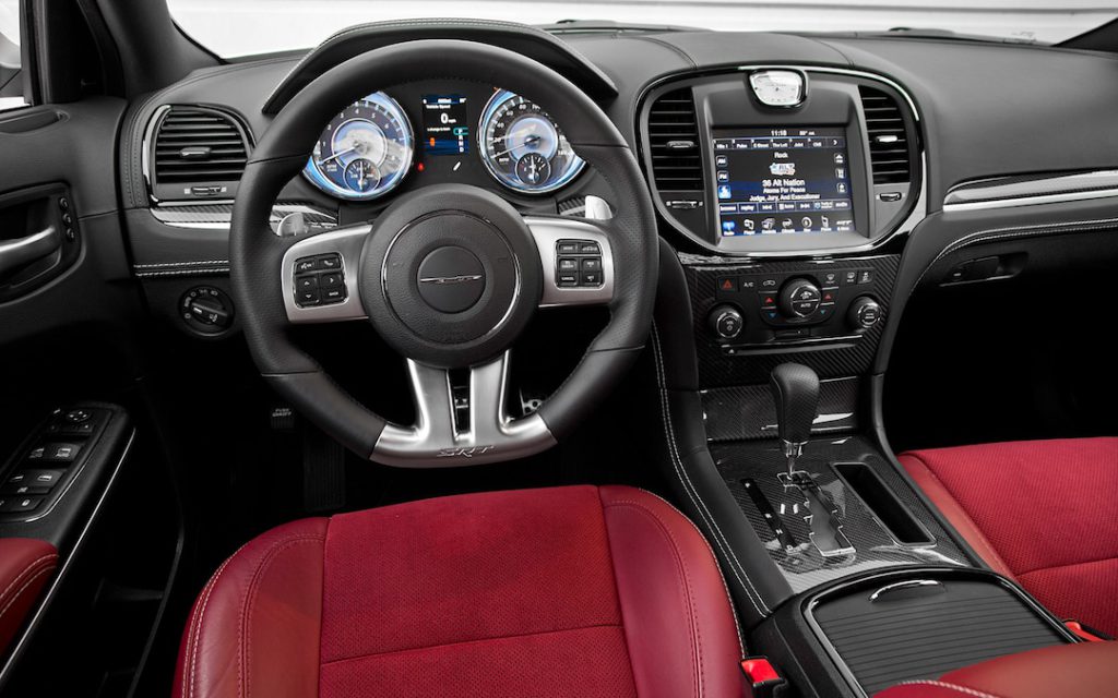 Chrysler 300 SRT8 Core (Interior)