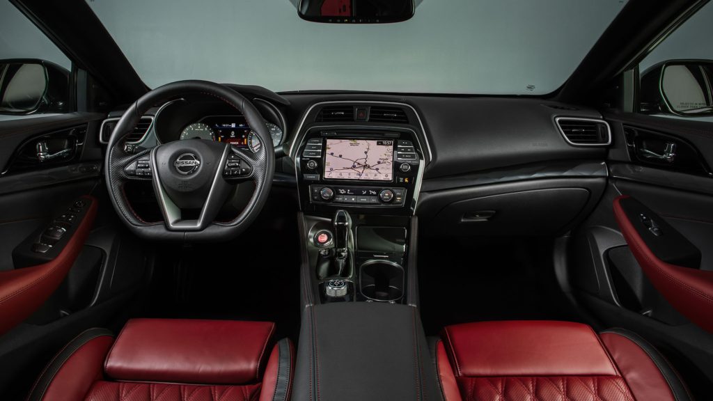 Nissan Maxima SR Midnight Edition (Interior)