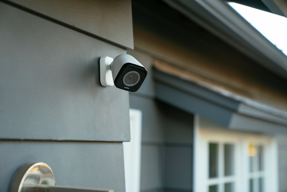 Security cameras around home
