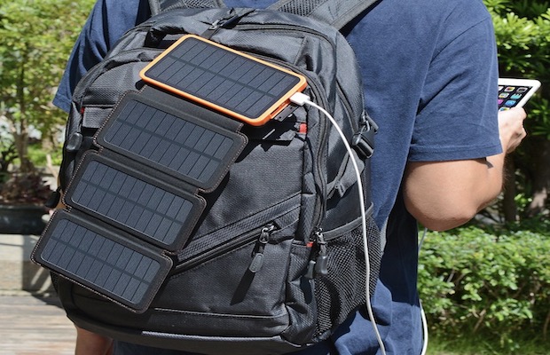 Feelle 24,000 mAh Solar Power Bank