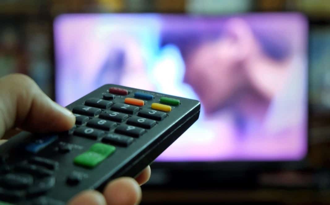 How To Fix Sound Delay On TV Fixing Audio Sync On Your TV