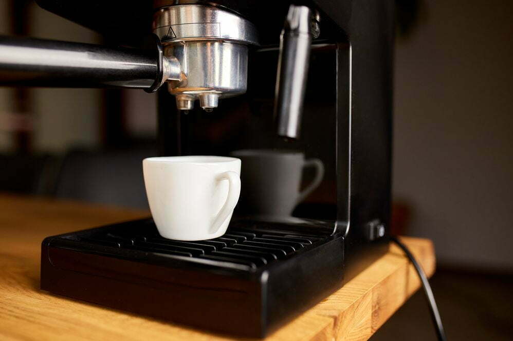 Jerdon CM430WD 4 Cup In-Room Coffee Maker Black #JP-CM430WD