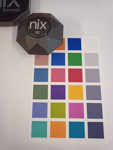 nix with color sheet