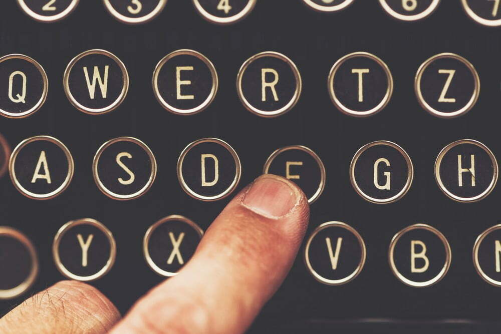 what-is-a-qwerty-keyboard-info-and-history-of-common-key-layouts